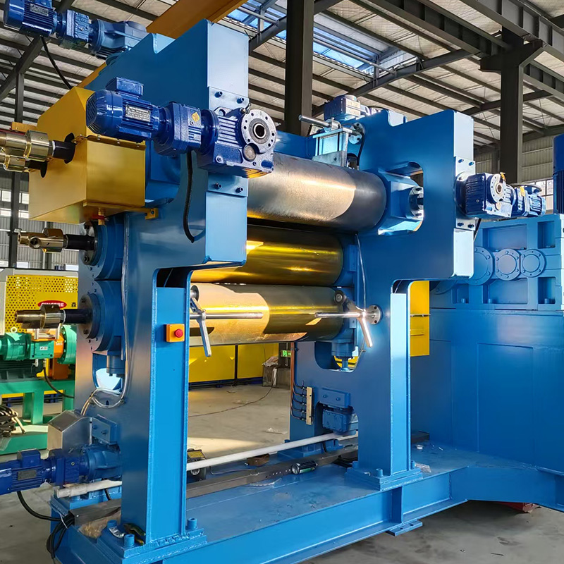 4 ruller gummikalendermaskin